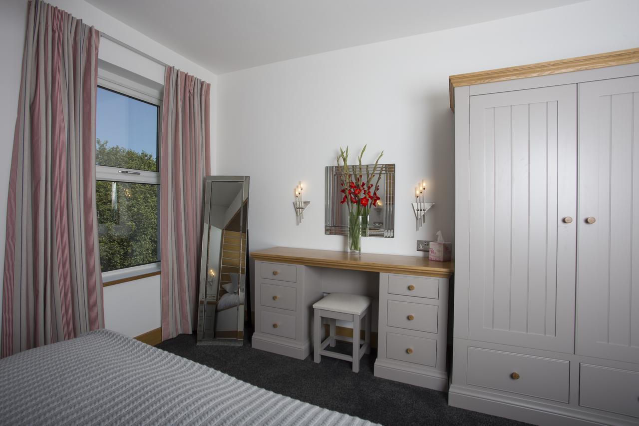 The Oceanic Luxury Aparthotel Falmouth Kültér fotó