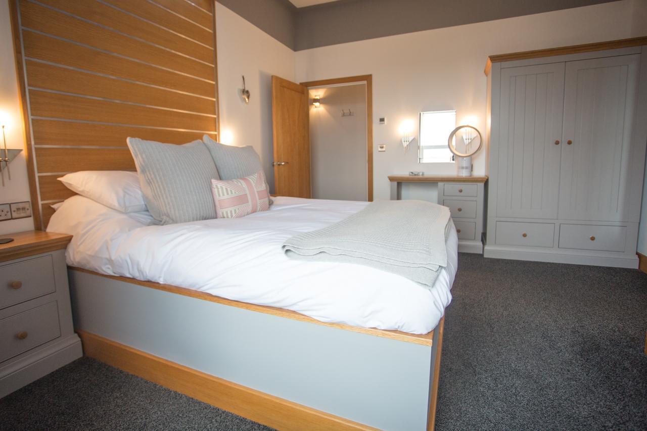 The Oceanic Luxury Aparthotel Falmouth Kültér fotó
