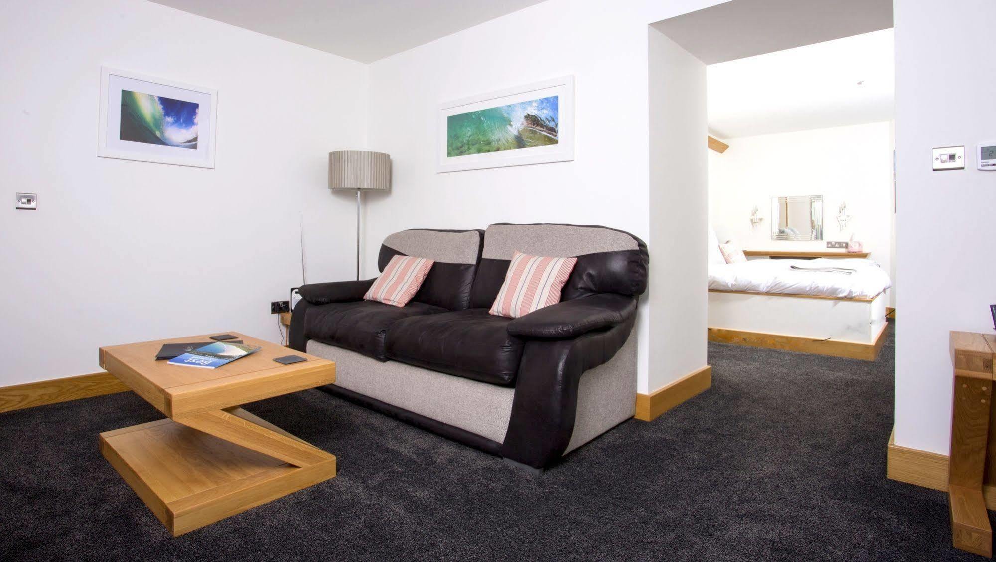 The Oceanic Luxury Aparthotel Falmouth Kültér fotó